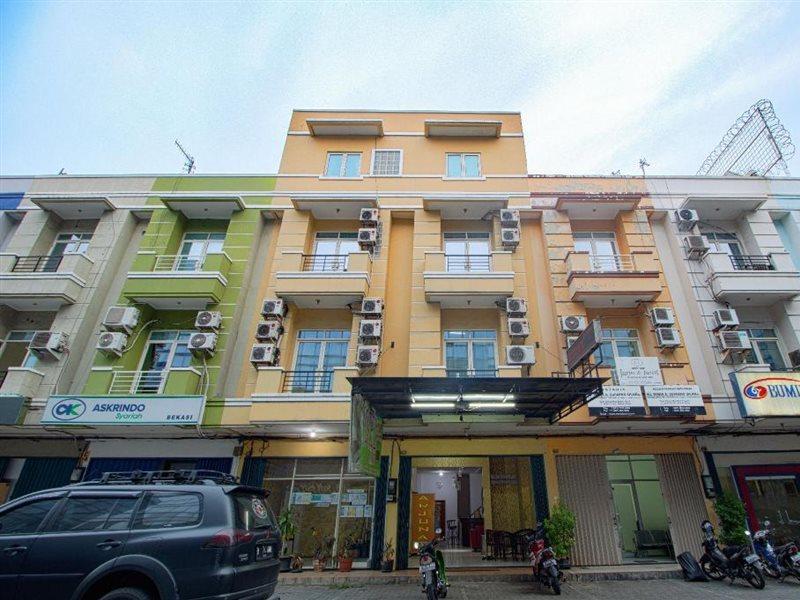 Hotel Arjuna Bekasi Bagian luar foto