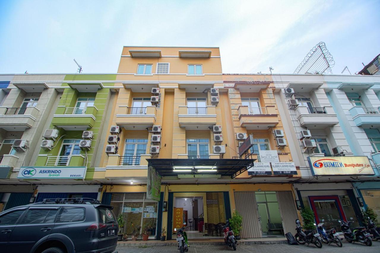Hotel Arjuna Bekasi Bagian luar foto